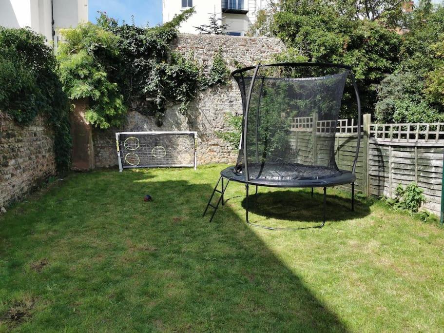 Apartamento Victorian Flat Close To Station With Large Garden Brighton Exterior foto